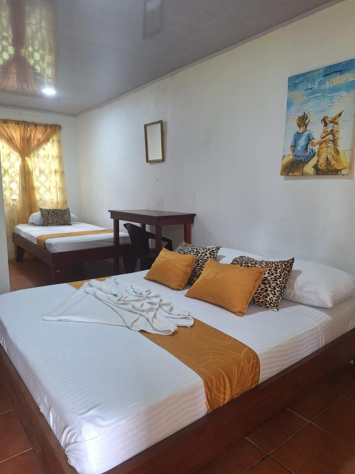 All Rankins Eco-Lodge ตอร์ตูเกโร ภายนอก รูปภาพ